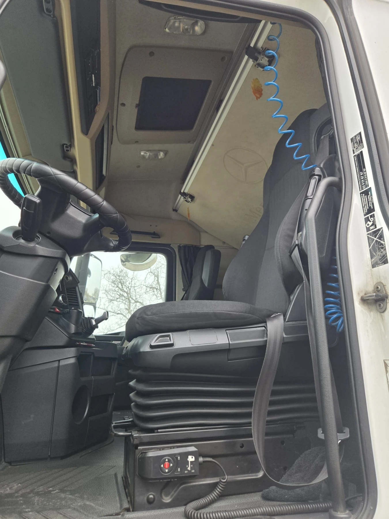 Mercedes-Benz Actros, снимка 4 - Камиони - 53828465