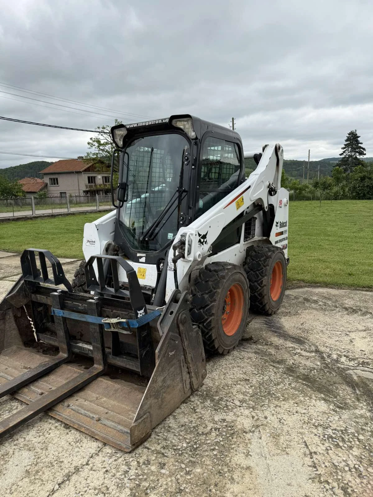 Мини челни товарачи Bobcat S530 - изображение 5