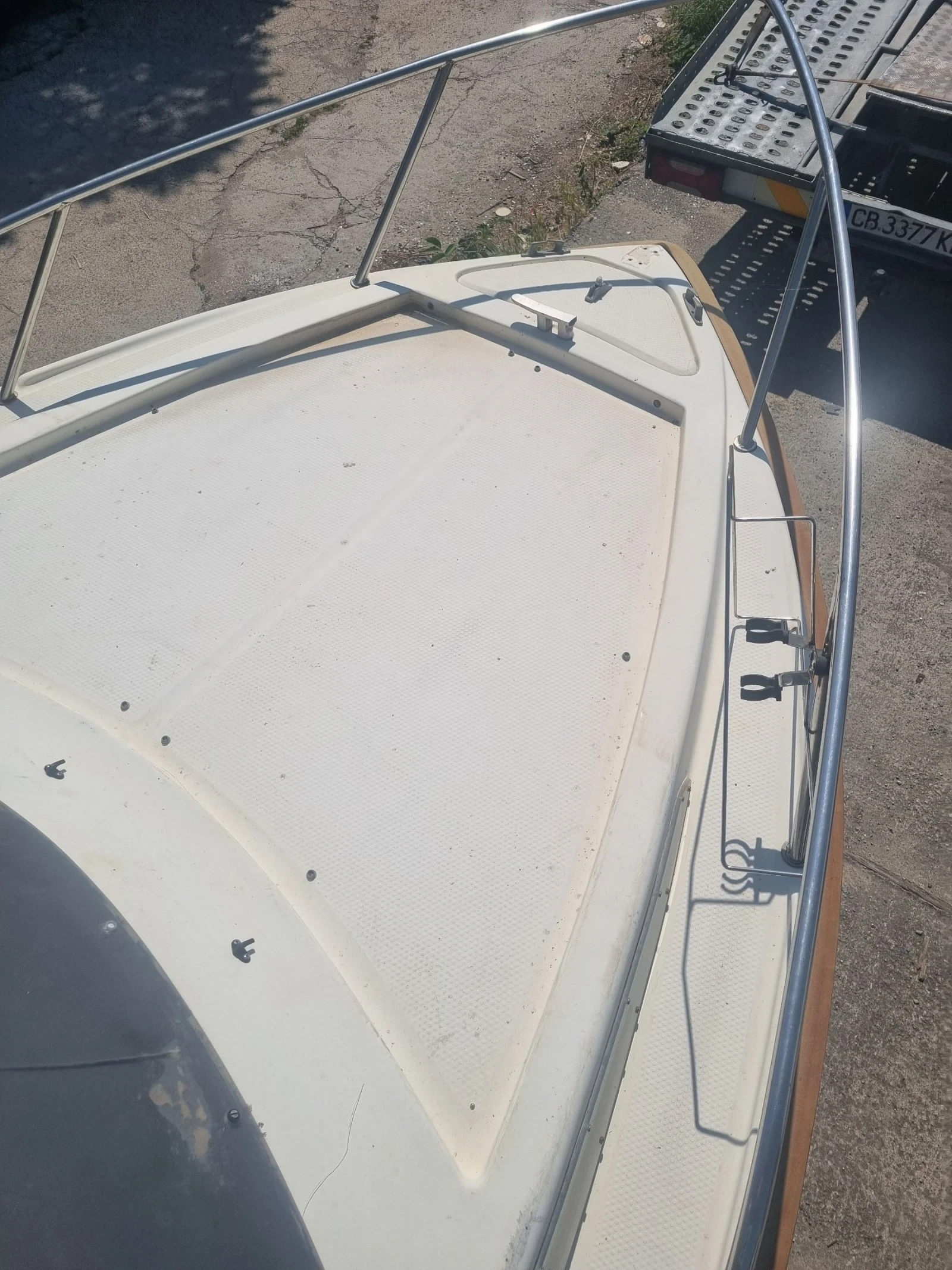 Моторна яхта Ultramar ULTRA 570, снимка 9 - Воден транспорт - 55063141