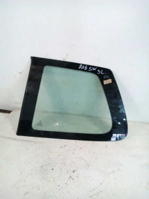 Стъкло задно ляво Пежо 206 Sw комби