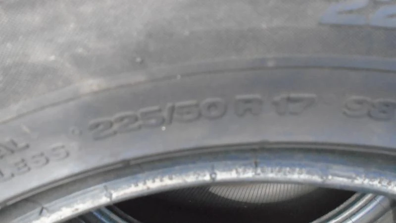 Гуми Летни 225/50R17, снимка 5 - Гуми и джанти - 22371445