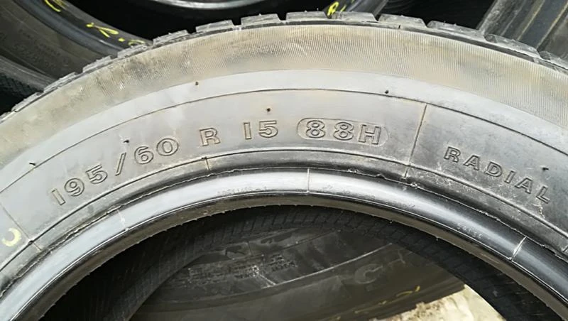 Гуми Летни 195/60R15, снимка 4 - Гуми и джанти - 25327969