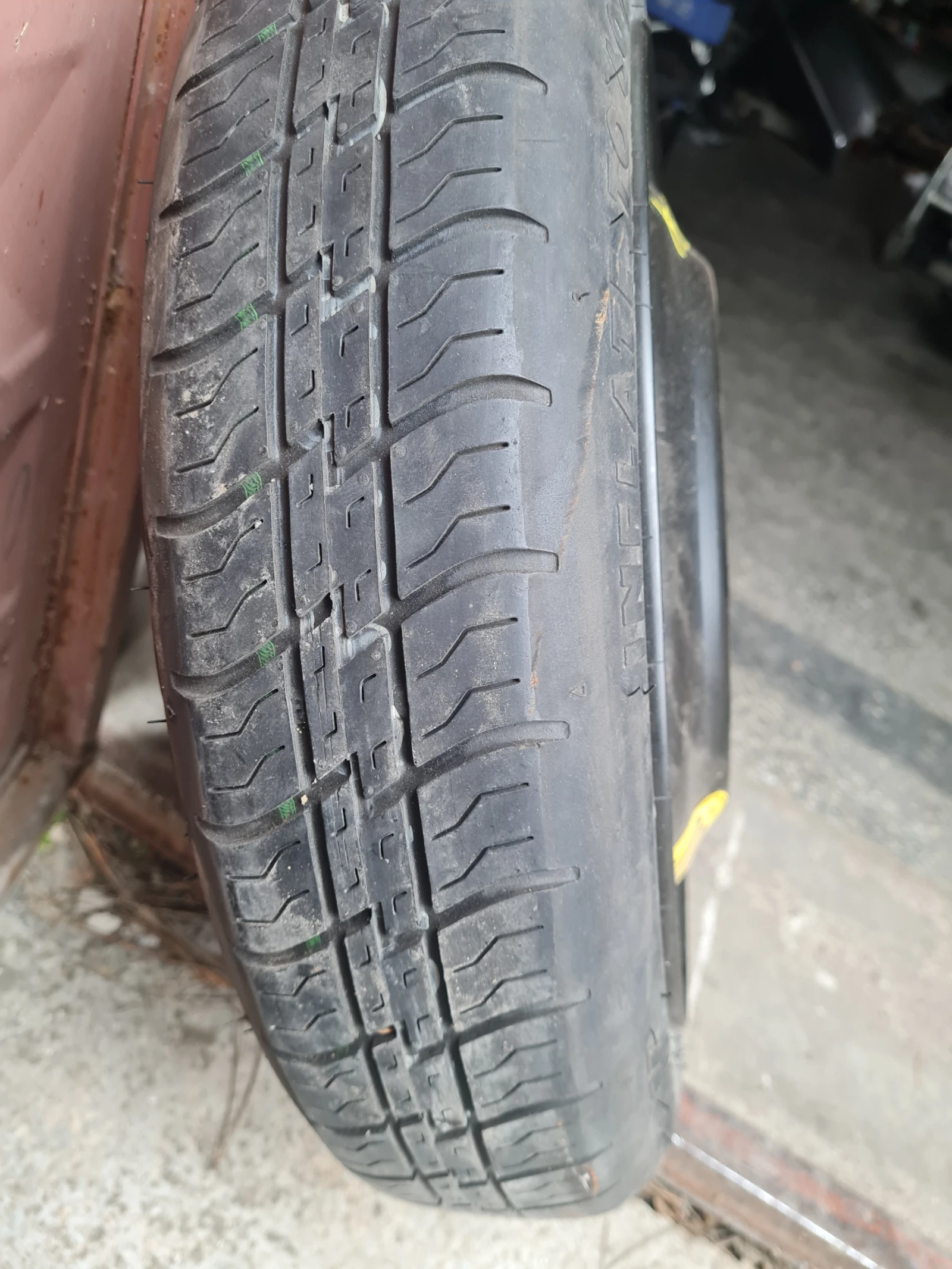 Гуми с джанти Hankook 115/70R15, снимка 3 - Гуми и джанти - 54089675