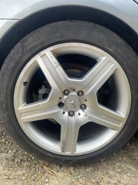       Mercedes-Benz S 320