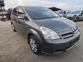 Toyota Corolla verso 2.2 D4D, снимка 2