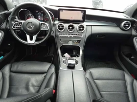 Mercedes-Benz C 300 PANORAMA| 2 КЛЮЧА| КЕYLESS GO| CARFAX| , снимка 11