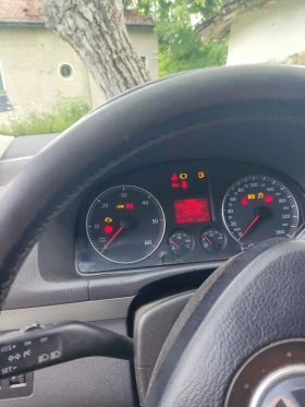 VW Touran 2000TDI - 3200 € / 6258.66 лв. - 32226762 6