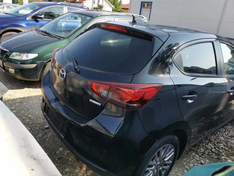 Mazda 2 1.5 SkyactivG Hybrid, снимка 3 - Автомобили и джипове - 47613981