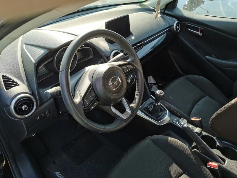 Mazda 2 1.5 SkyactivG Hybrid, снимка 8 - Автомобили и джипове - 47613981