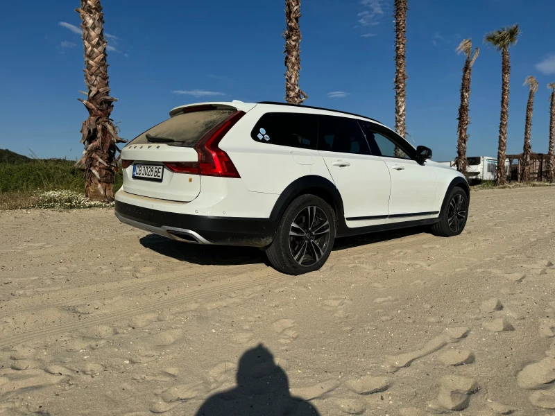 Volvo V90 Cross Country, снимка 3 - Автомобили и джипове - 47393297