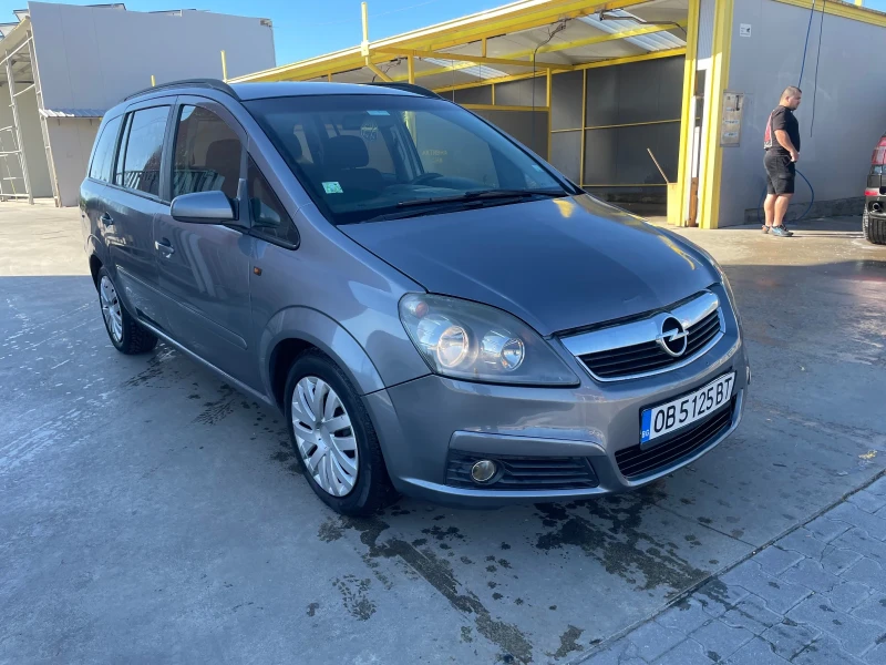 Opel Zafira 7 места, снимка 5 - Автомобили и джипове - 47406147