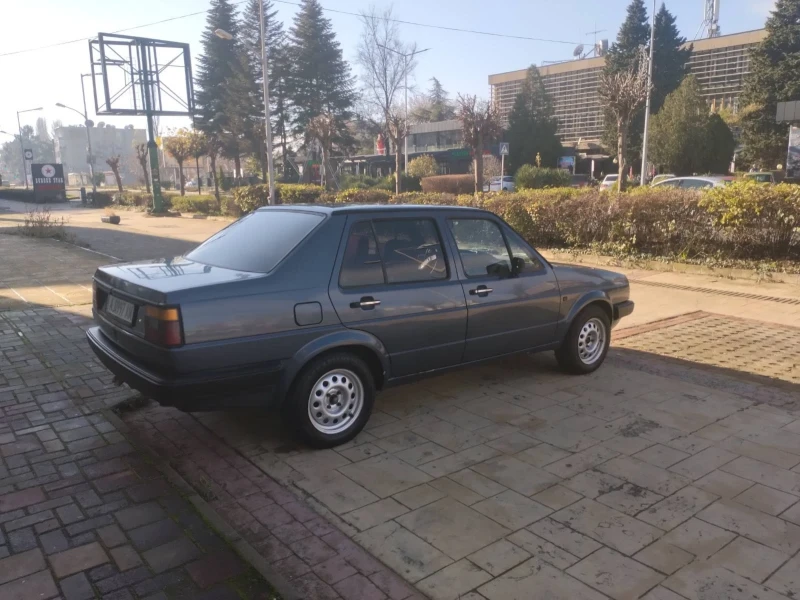 VW Jetta, снимка 3 - Автомобили и джипове - 47971544