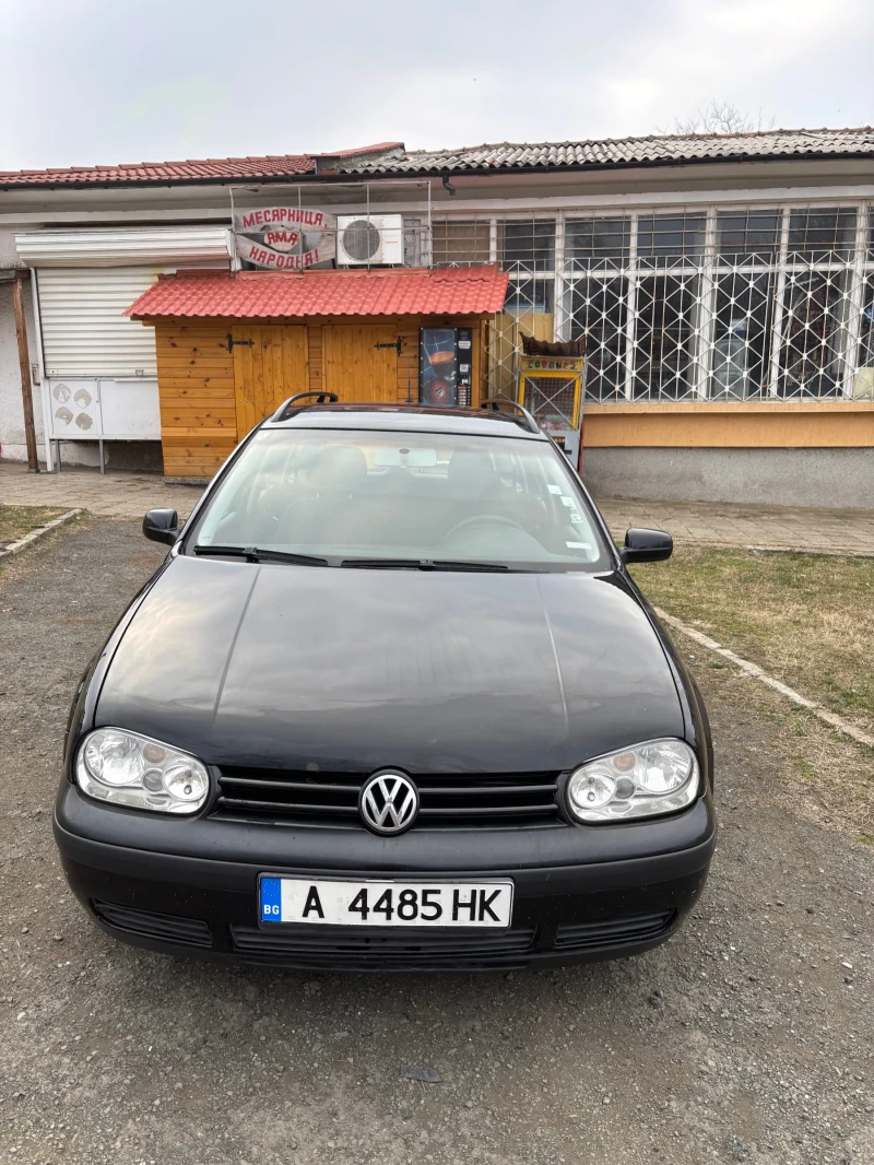 VW Golf, снимка 1 - Автомобили и джипове - 49240274