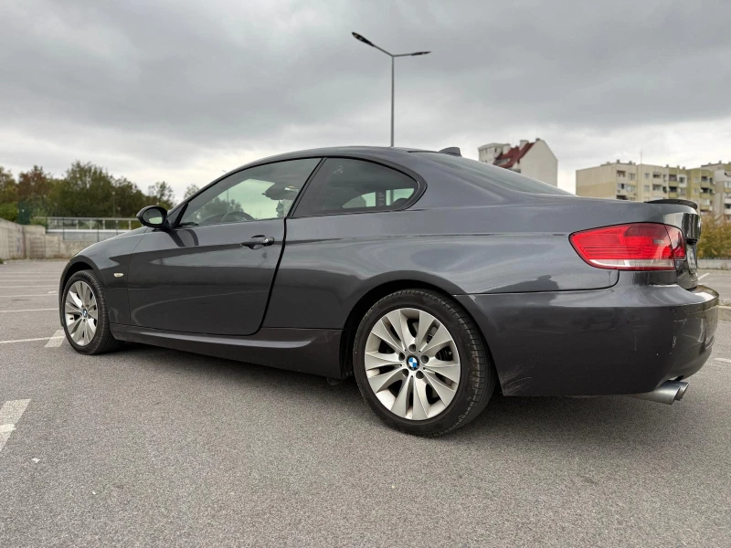 BMW 330, снимка 4 - Автомобили и джипове - 52123712