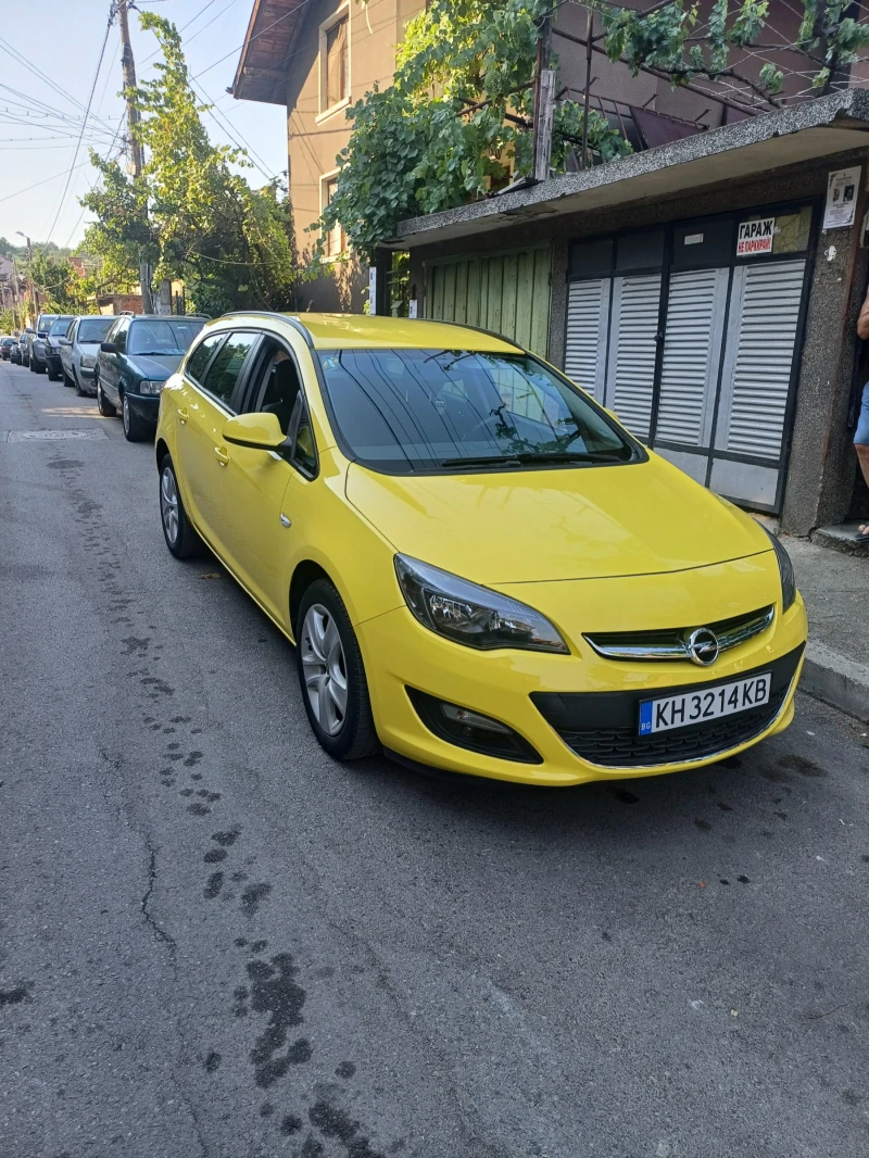 Opel Astra, снимка 8 - Автомобили и джипове - 52435258