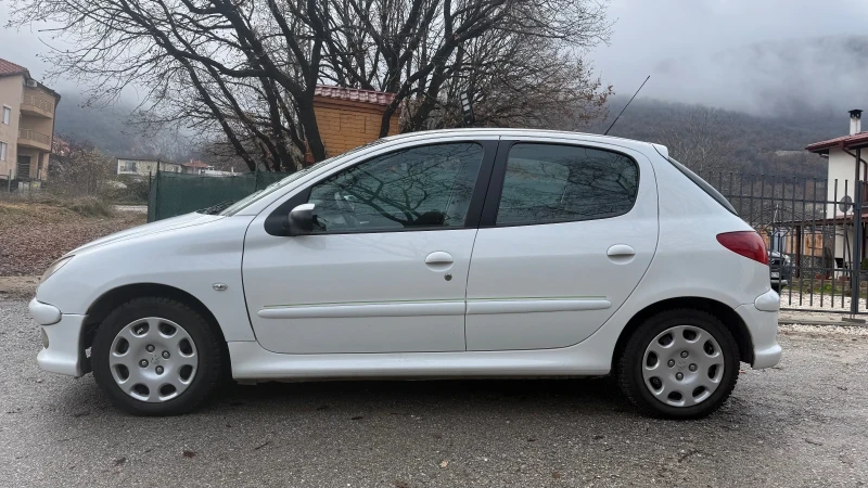 Peugeot 206 XBOX, снимка 3 - Автомобили и джипове - 52902564