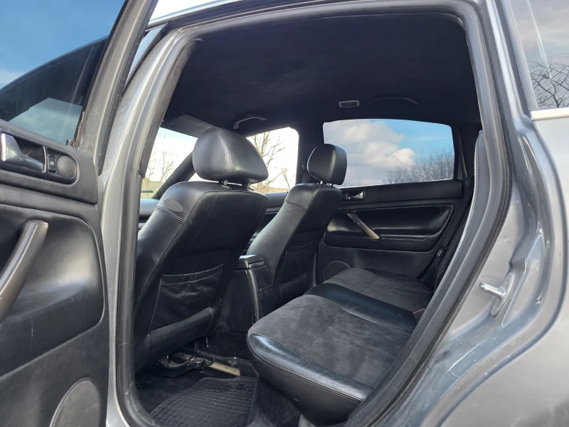 VW Passat 1.9TDI 131к.с 4X4 Алкантара, снимка 12 - Автомобили и джипове - 53402368