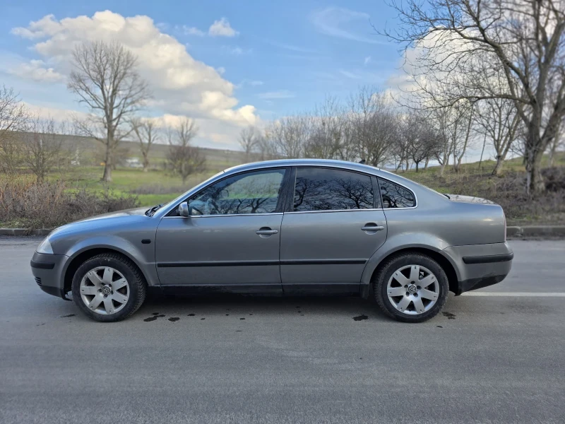 VW Passat 1.9TDI 131к.с 4X4 Алкантара, снимка 8 - Автомобили и джипове - 53402368