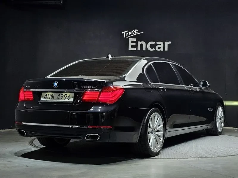 BMW 750 750Li xDrive Individual, снимка 2 - Автомобили и джипове - 54967915