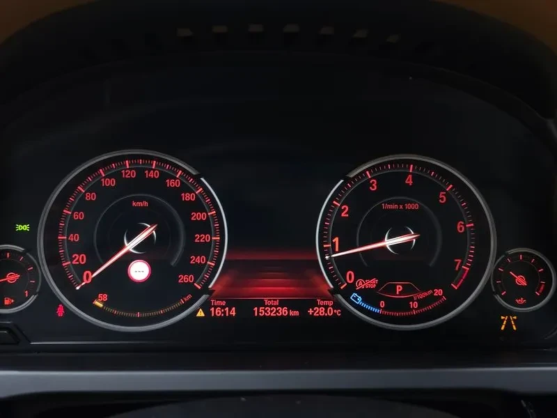 BMW 750 750Li xDrive Individual, снимка 8 - Автомобили и джипове - 54967915