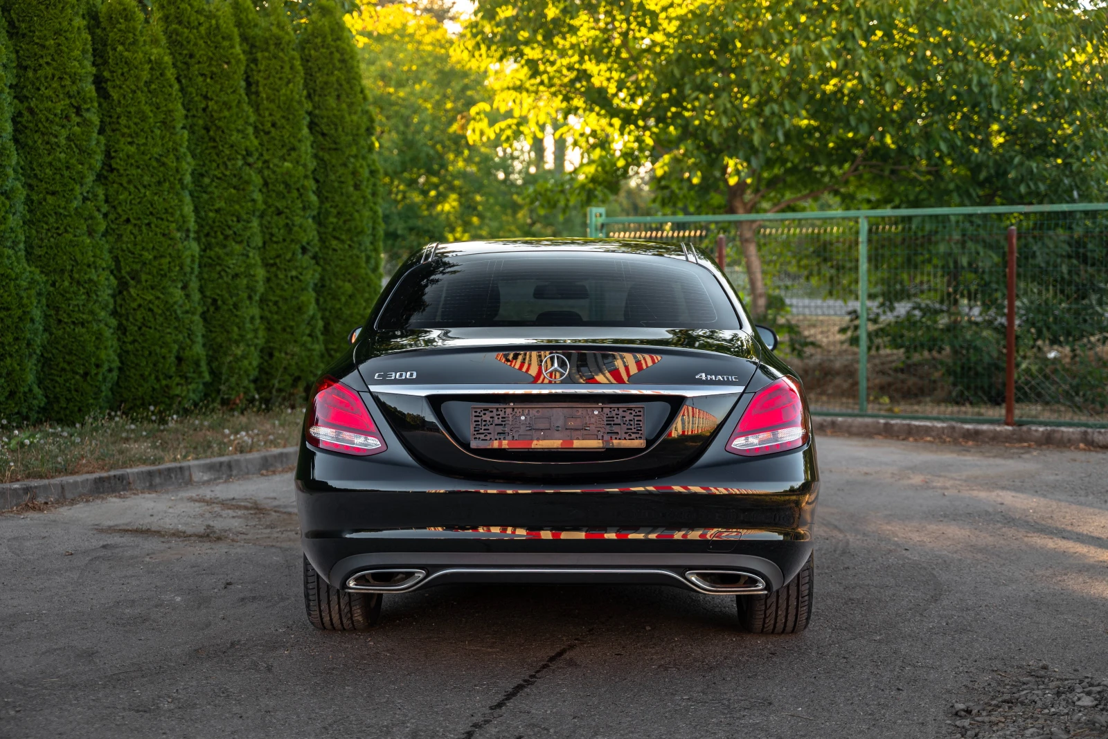 Mercedes-Benz C 300, снимка 7 - Автомобили и джипове - 52570344