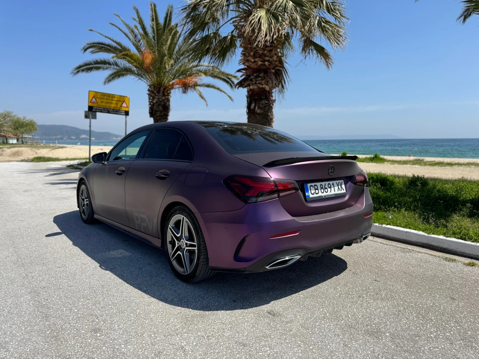 Mercedes-Benz A 180 A180 AMG - изображение 4