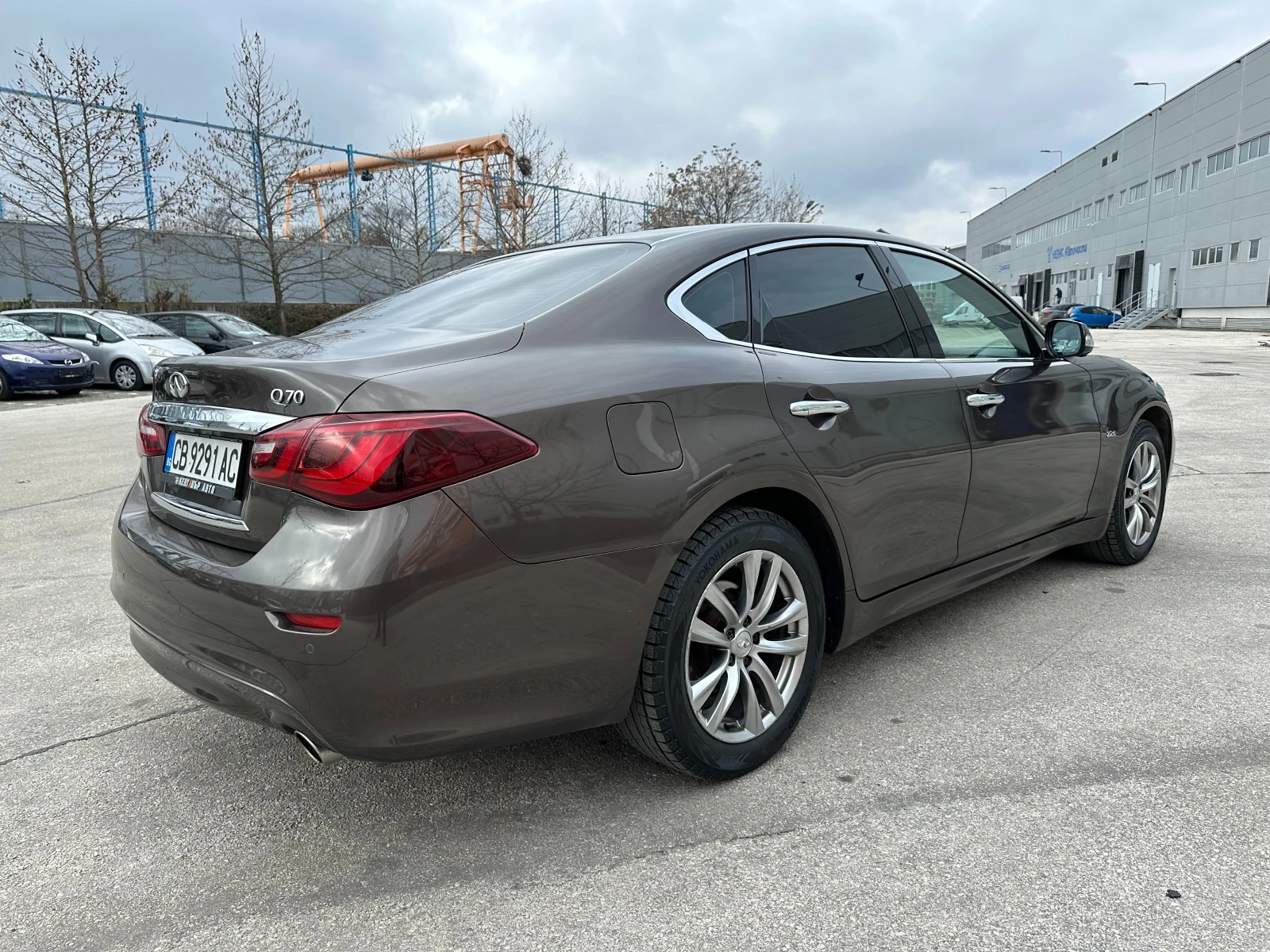 Infiniti Q70 2.2d 170 к.с - изображение 4