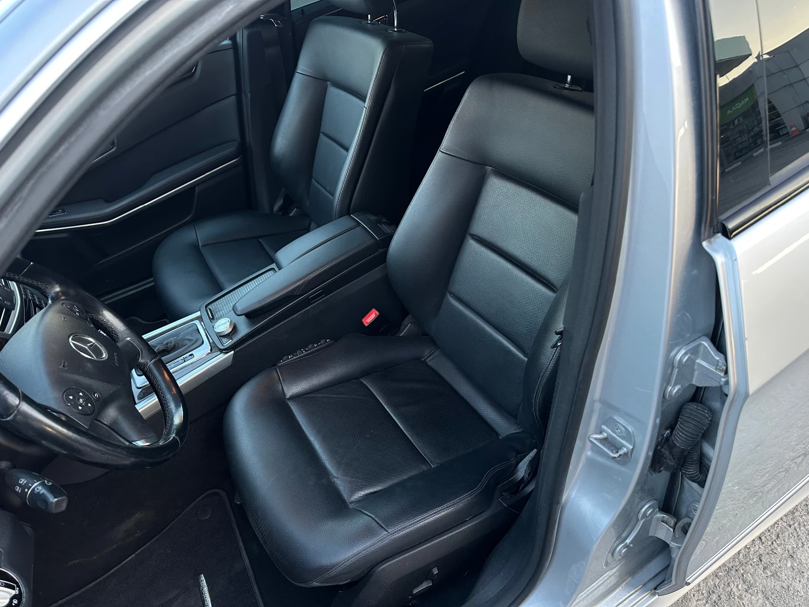Mercedes-Benz E 220  - изображение 9