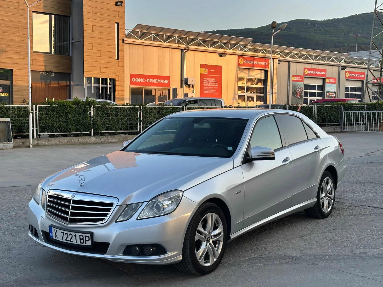 Mercedes-Benz E 220 | Mobile.bg   1