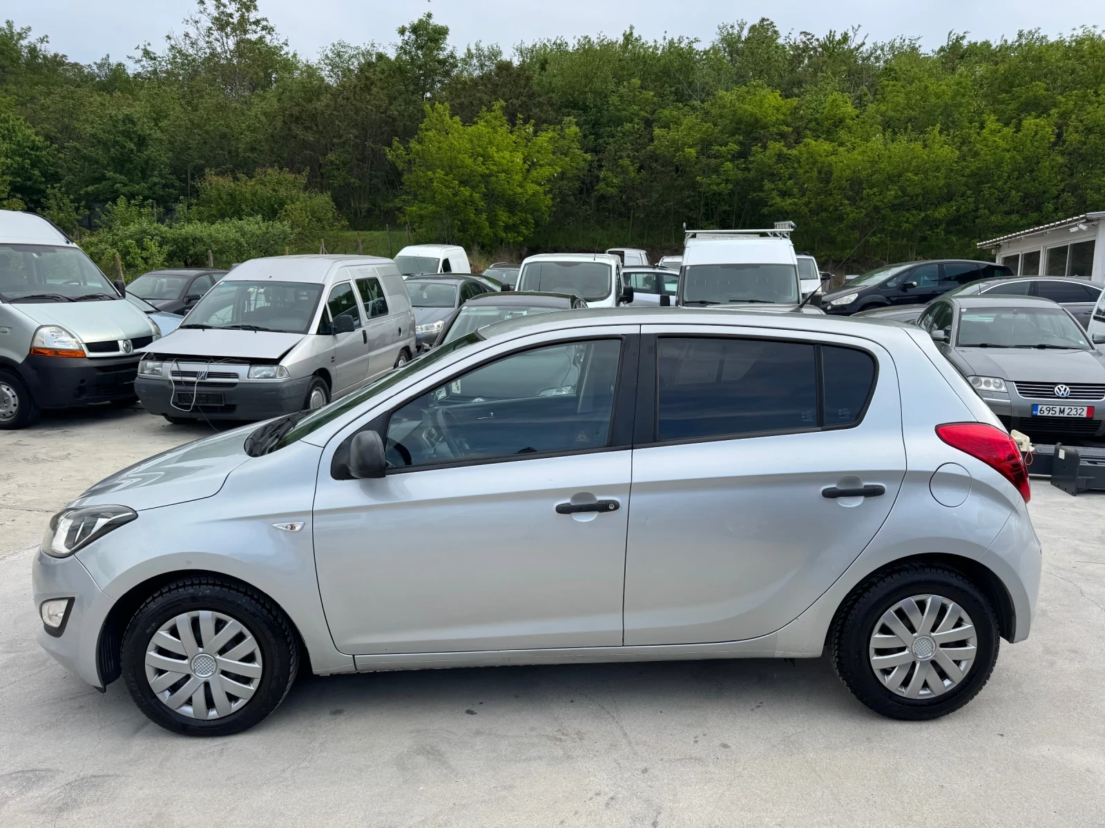 Hyundai I20 1.25 БЕНЗИН FACE ЛИЗИНГ - изображение 8