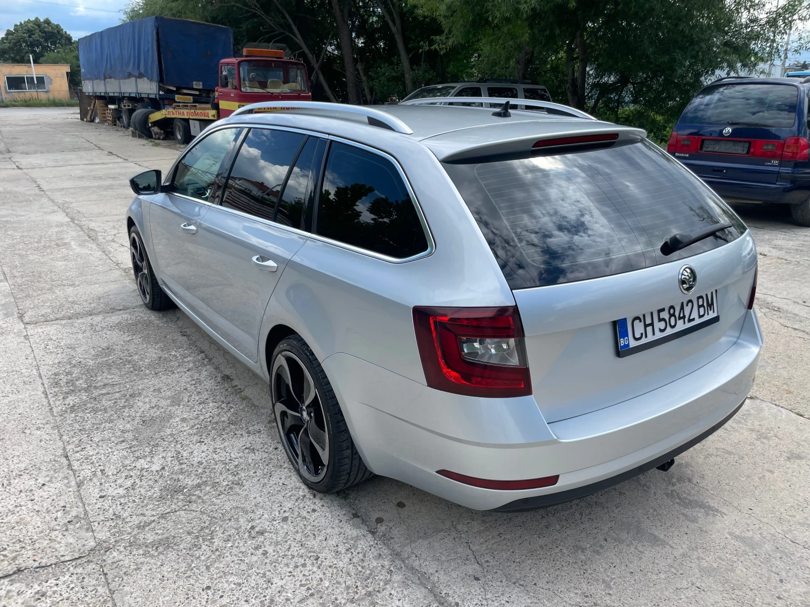 Skoda Octavia 2.0 7DSG 150ps DISTR - изображение 7