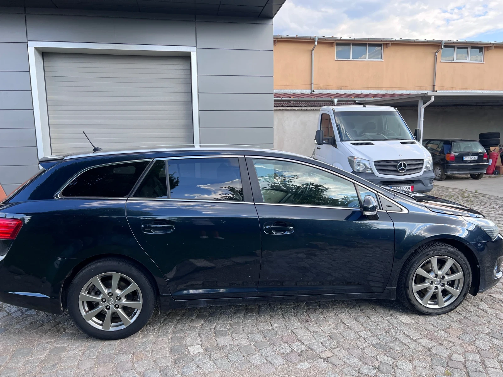 Toyota Avensis 2.0D4D Facelift - изображение 4