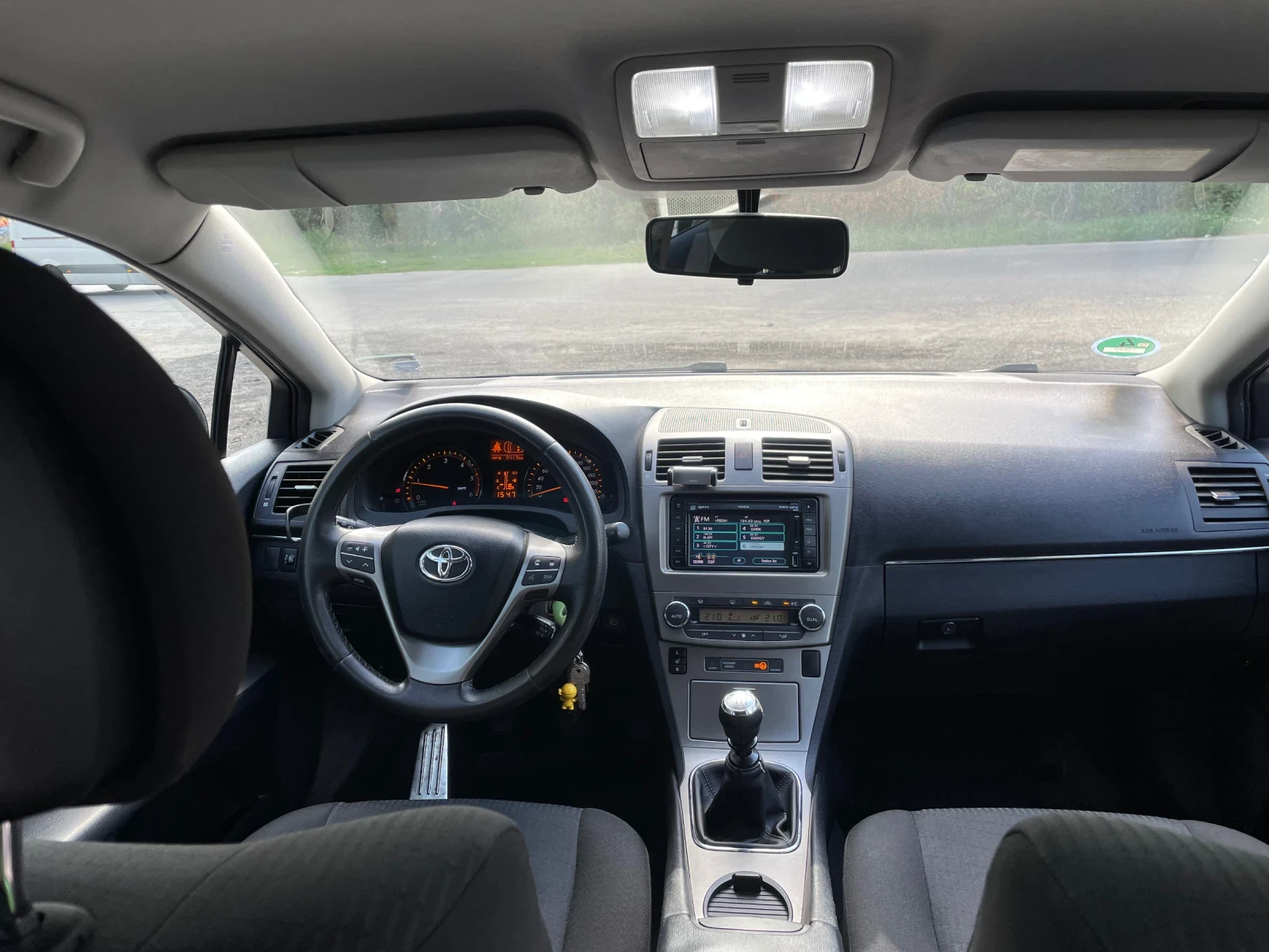 Toyota Avensis 2.2 D4D - изображение 7