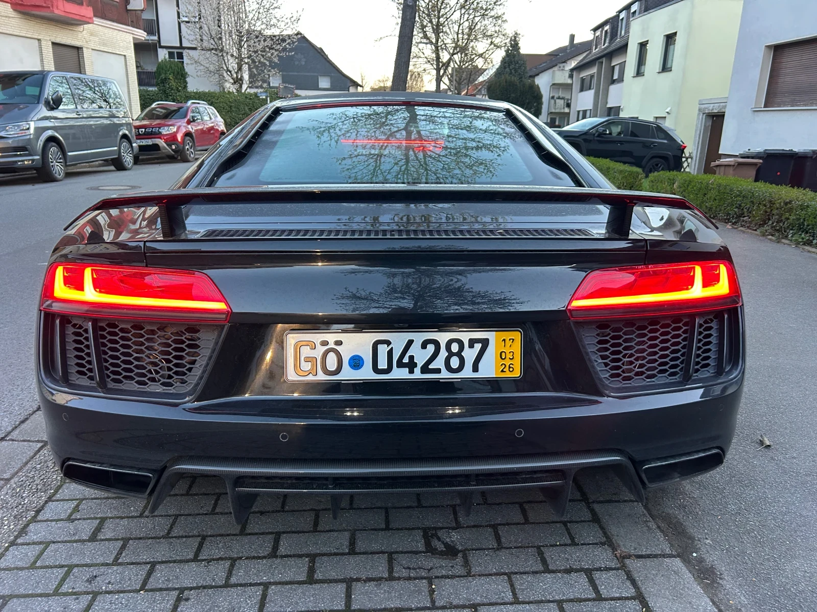 Audi R8 НОВ* ПЪЛЕН СЕРВИЗ* КЕРАМИКА* B&Q* 4x4* , снимка 6 - Автомобили и джипове - 51867259