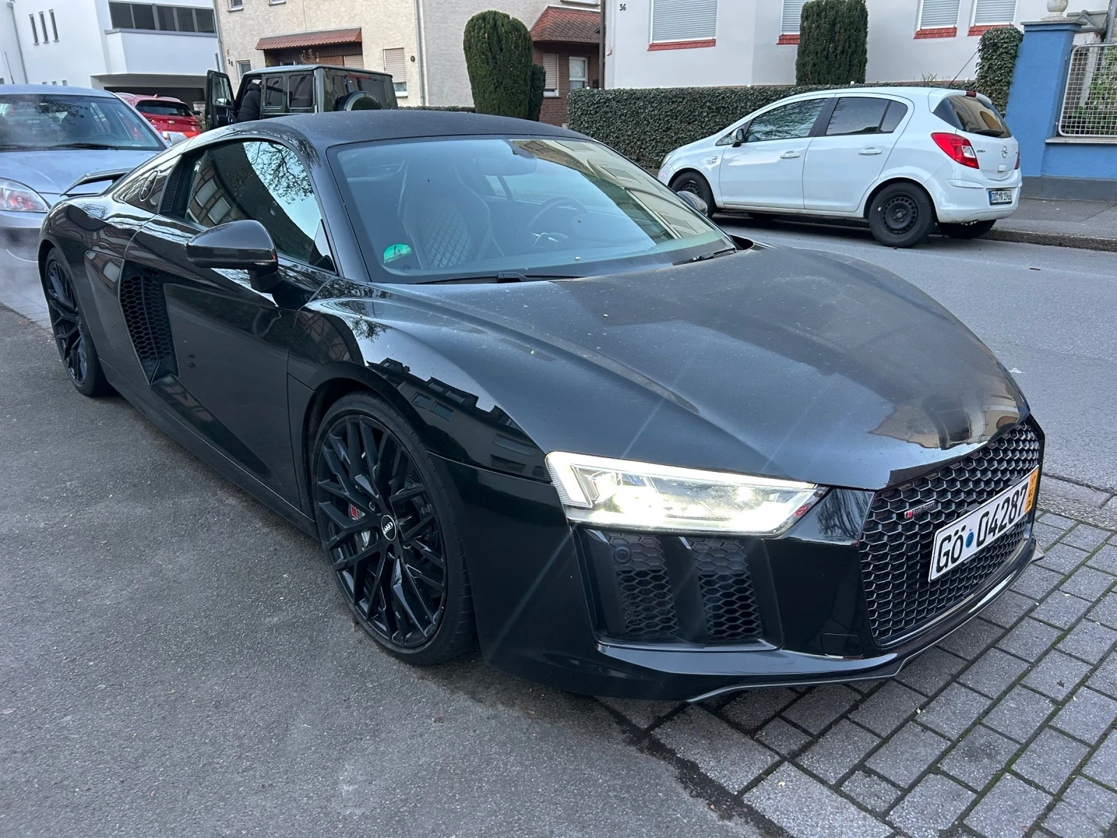 Audi R8 НОВ* ПЪЛЕН СЕРВИЗ* КЕРАМИКА* B&Q* 4x4* 