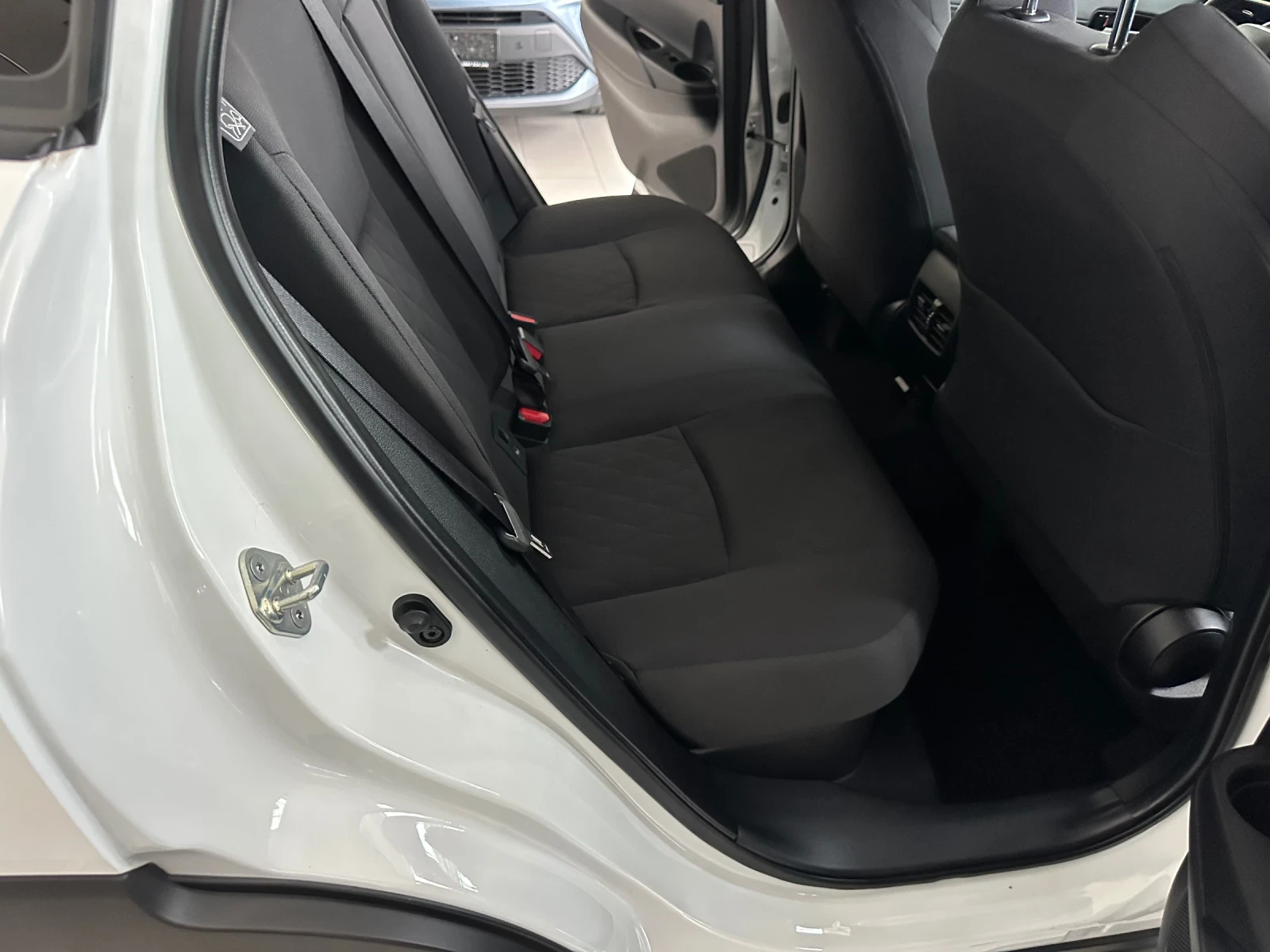 Toyota Corolla Cross Executive Plus - изображение 10