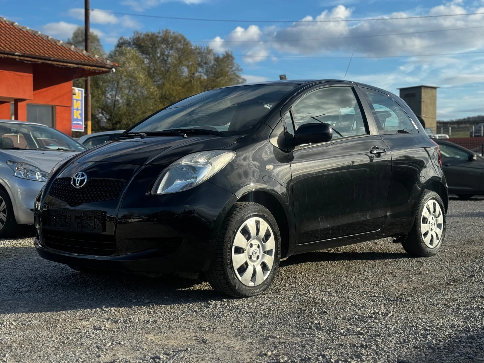 Toyota Yaris 1.0 //  | Mobile.bg   17