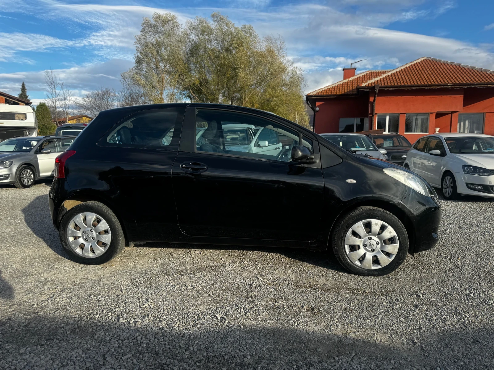 Toyota Yaris 1.0 Бензин/Климатик/Италия  - изображение 9