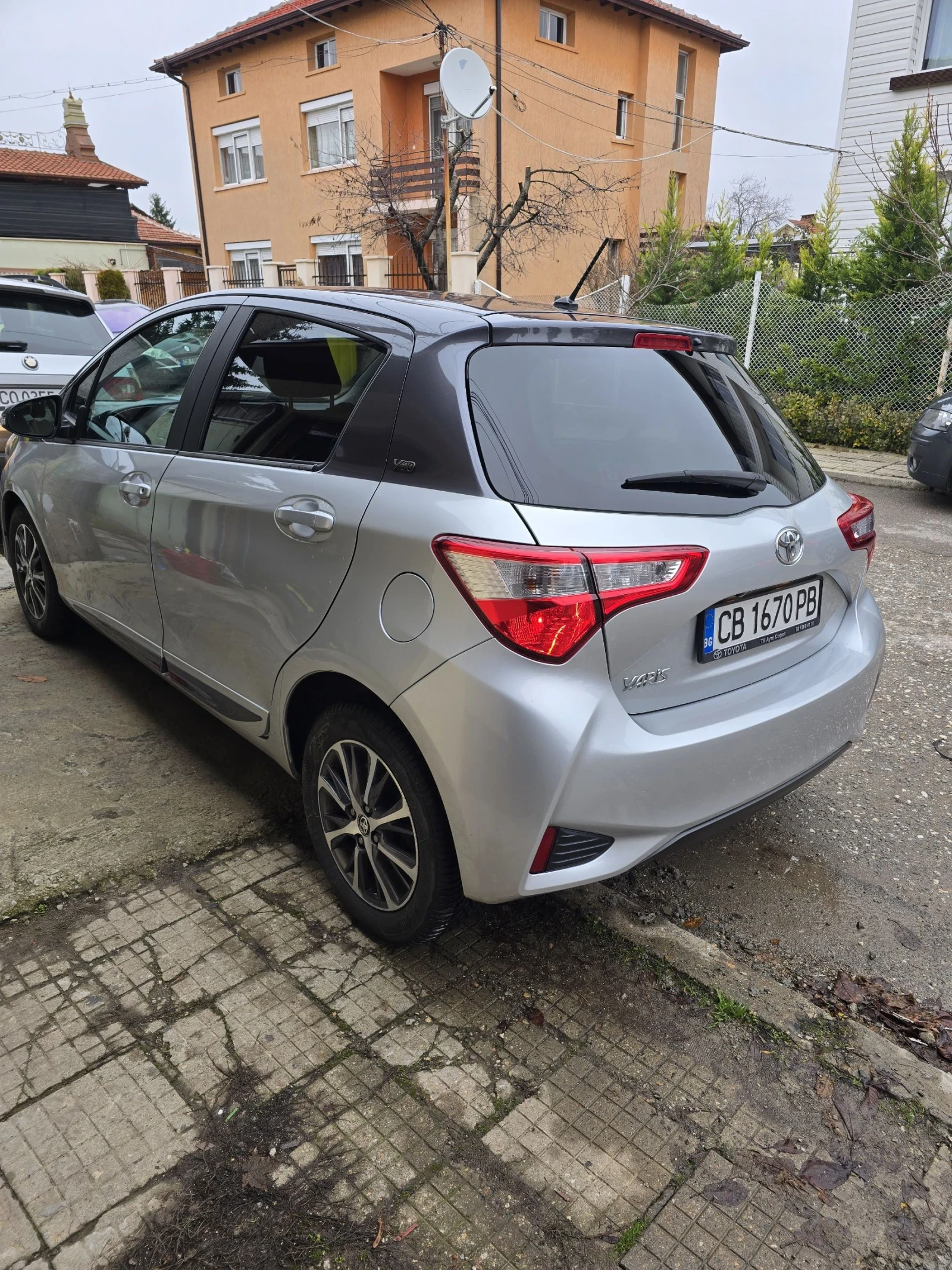 Toyota Yaris 1.5 CVT Y20 Collection Bi-tone | Mobile.bg   4