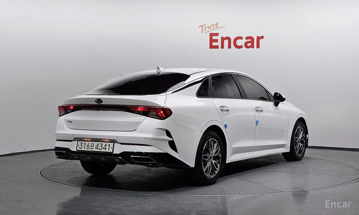 Kia K5 2.0 Trendy* ПОДГРЕВ* LANE ASSIST* CARPLAY* , снимка 3 - Автомобили и джипове - 53989462