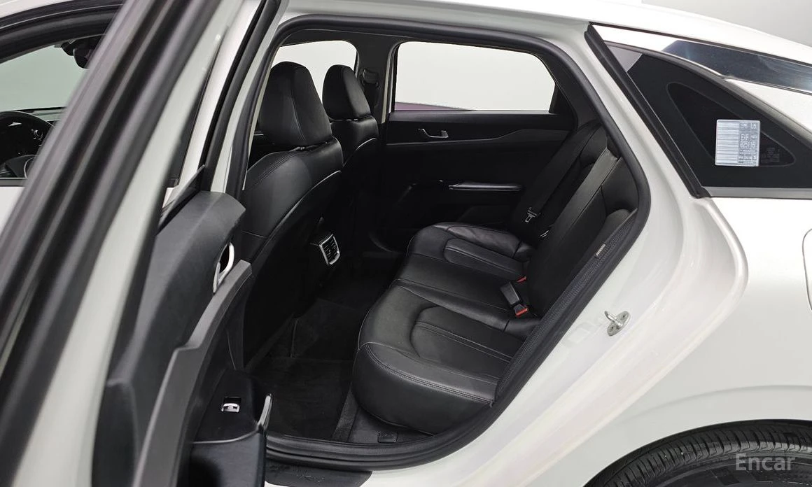 Kia K5 2.0 Trendy* ПОДГРЕВ* LANE ASSIST* CARPLAY* , снимка 15 - Автомобили и джипове - 53989462