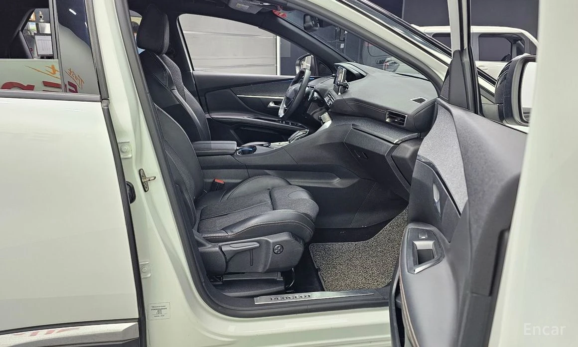 Peugeot 3008 GT LINE* DIGITAL* КАМЕРА* ПОДГРЕВ* , снимка 11 - Автомобили и джипове - 54043076