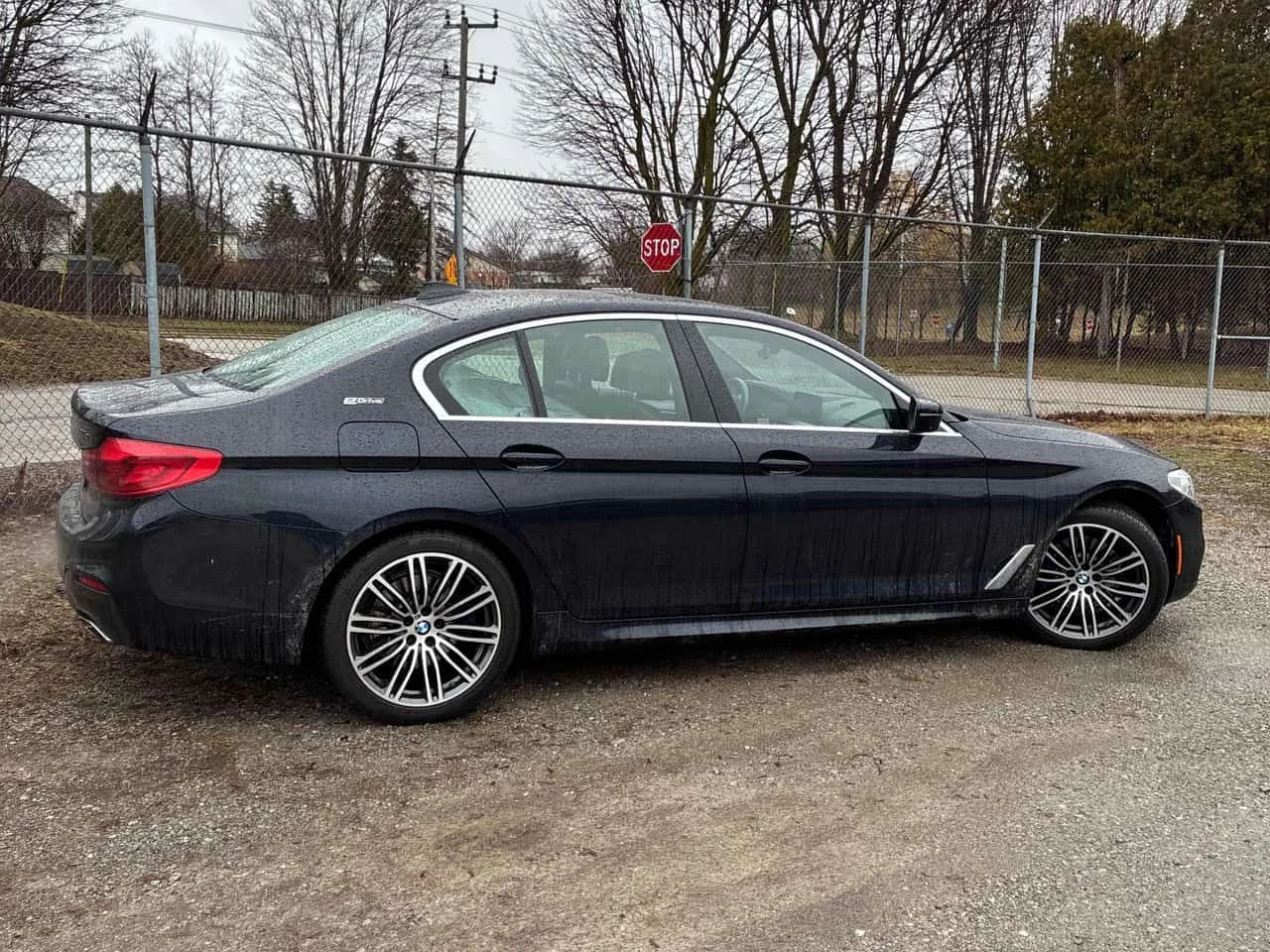 BMW 530E * xDrive * CARFAX * ОБДУХВАНЕ * 360 * HEAD UP, снимка 3 - Автомобили и джипове - 54162042