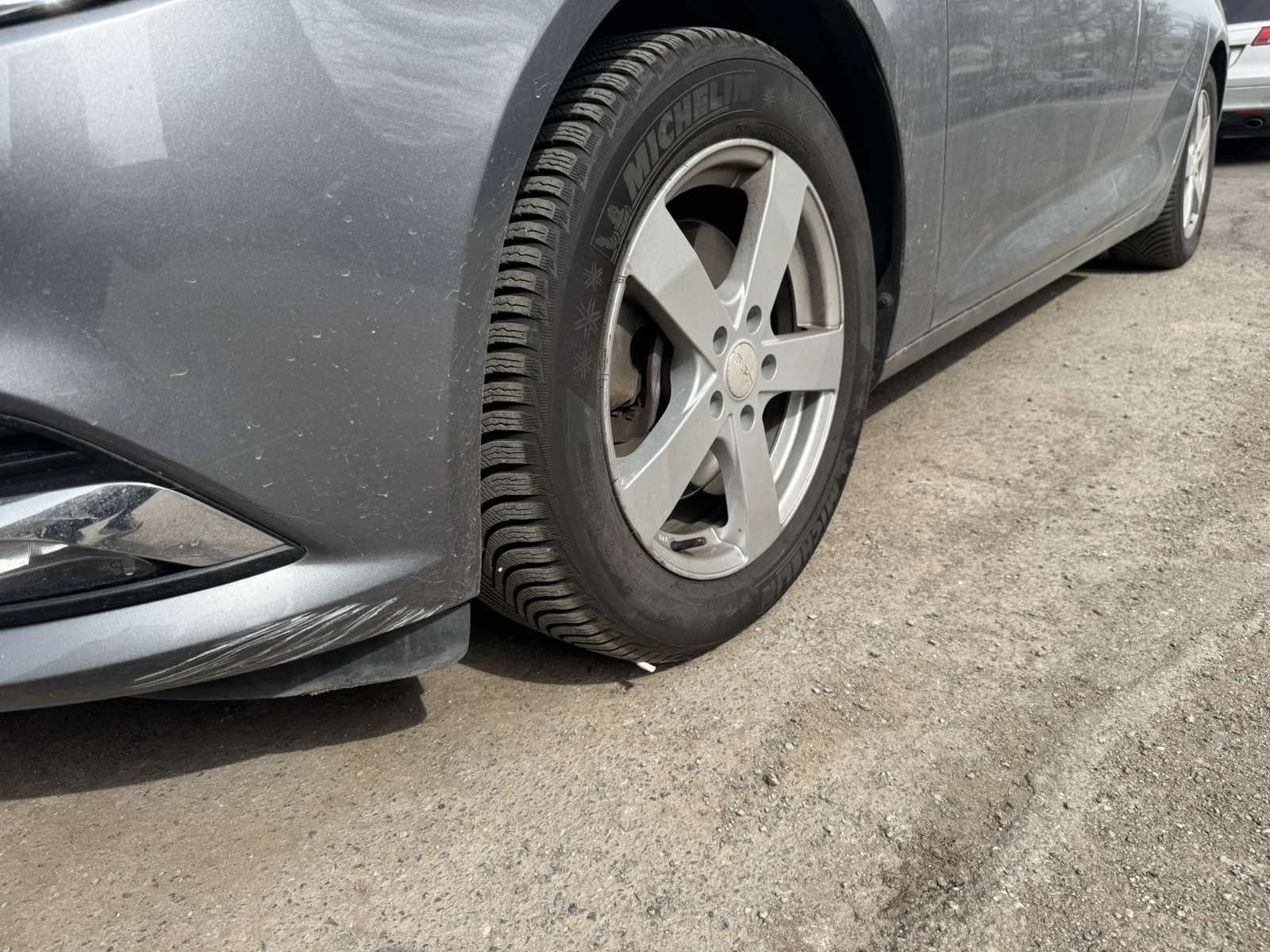 Opel Insignia Dynamic 1.6 CDTI 136 HP, AT6 , снимка 11 - Автомобили и джипове - 54378627