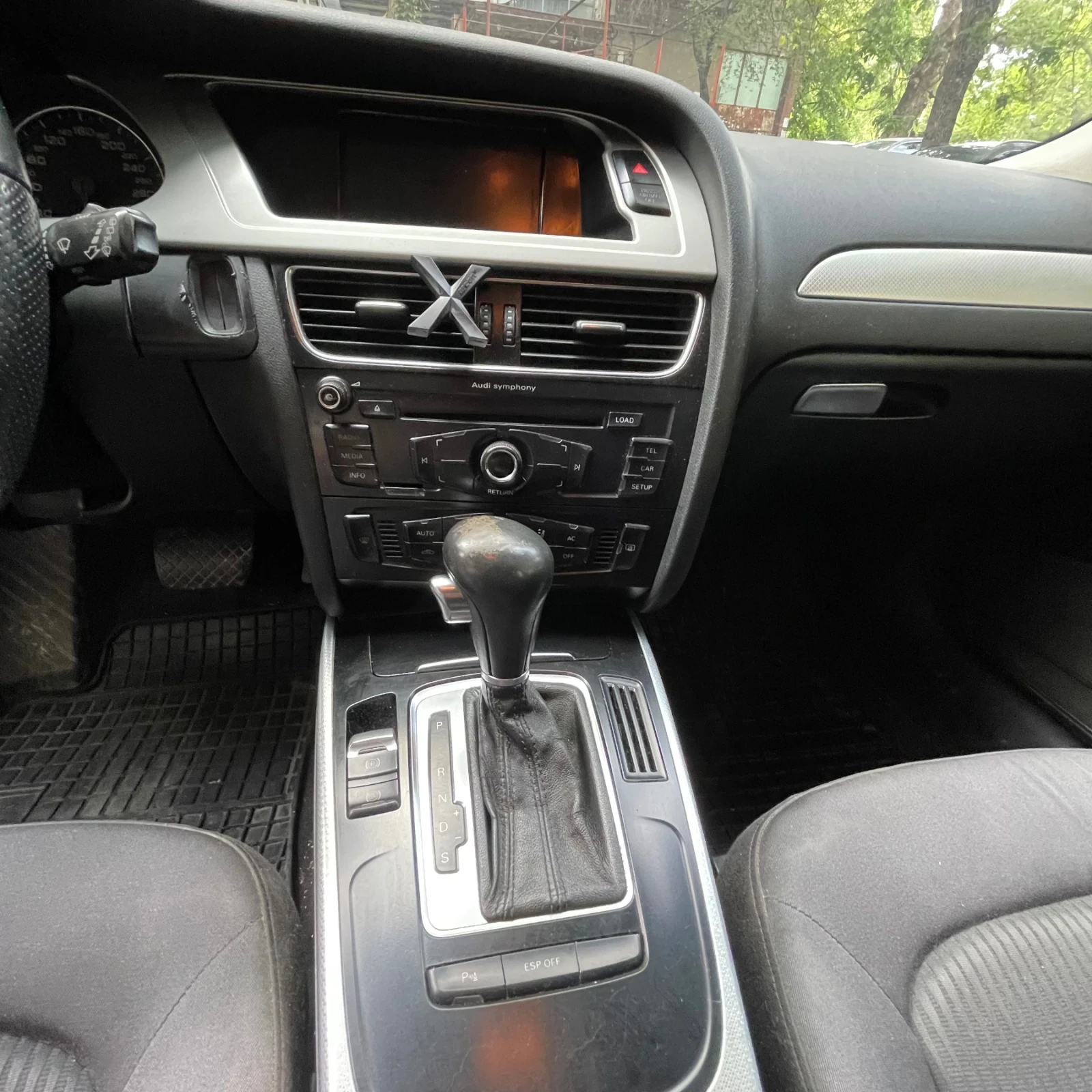 Audi A4, снимка 6 - Автомобили и джипове - 54494352