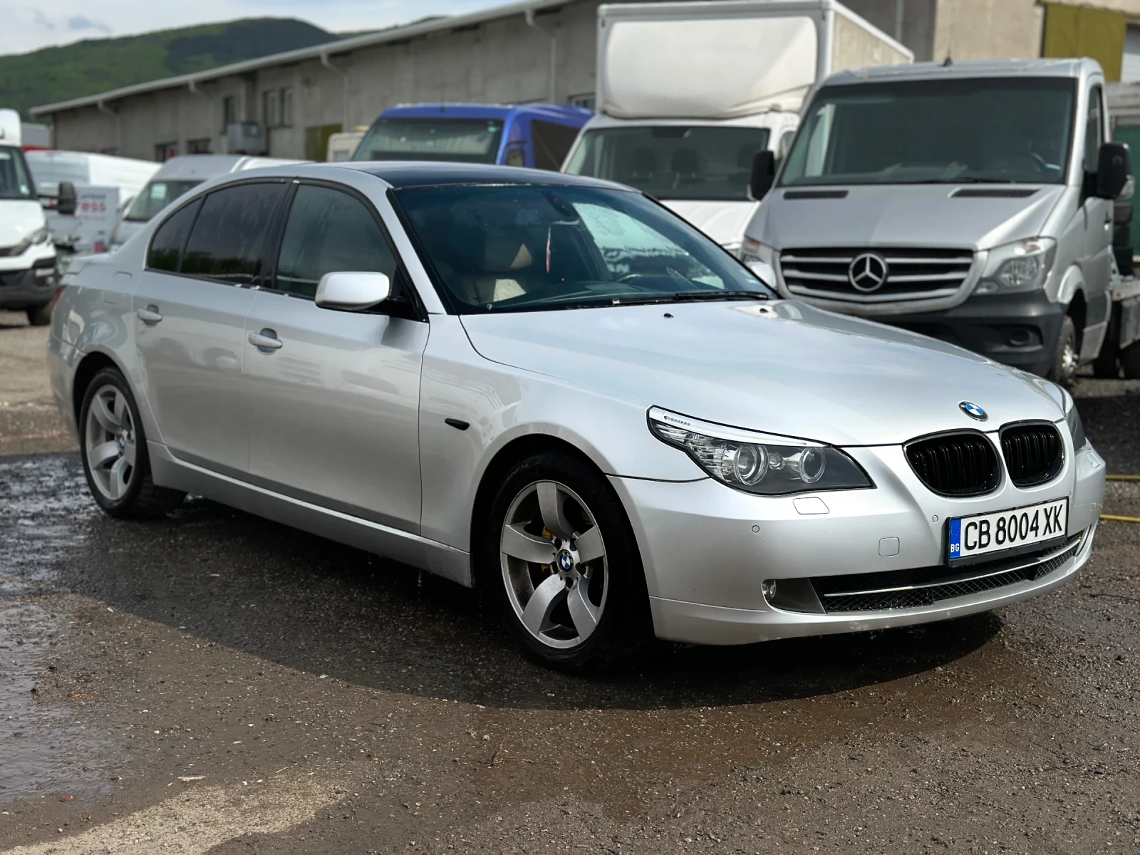 BMW 530 Facelift , снимка 3 - Автомобили и джипове - 54565866