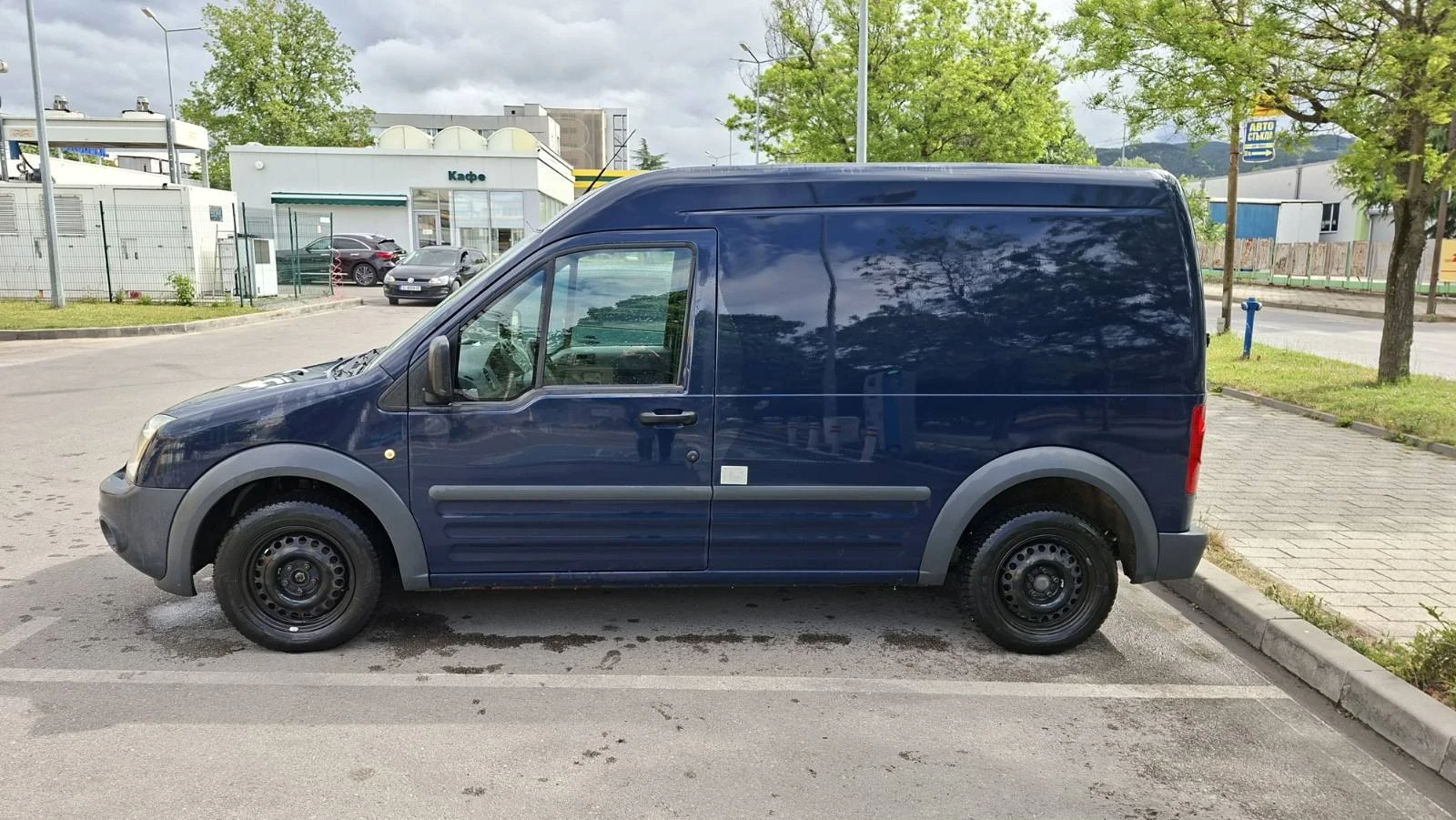 Ford Connect Товарен, снимка 2 - Автомобили и джипове - 54658331