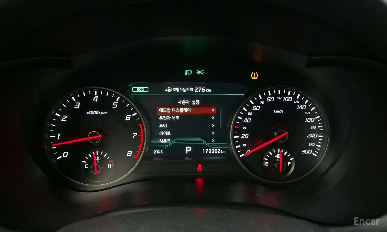 Kia Stinger 3.3L twin-turbo V6 GT, снимка 15 - Автомобили и джипове - 54707764