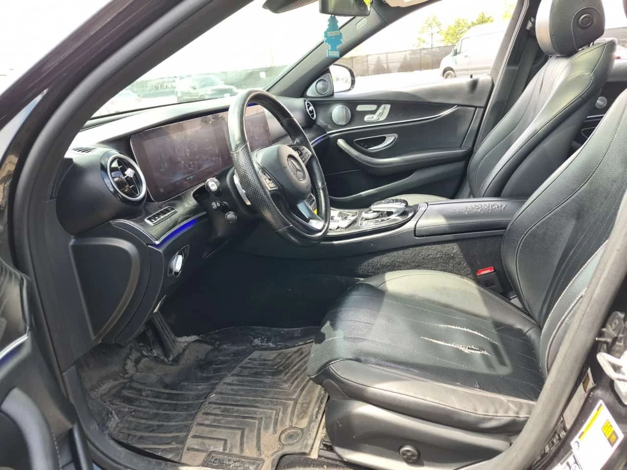 Mercedes-Benz E 300 * SPORT * CARFAX * ЦЕНА ДО БГ, снимка 6 - Автомобили и джипове - 54738857