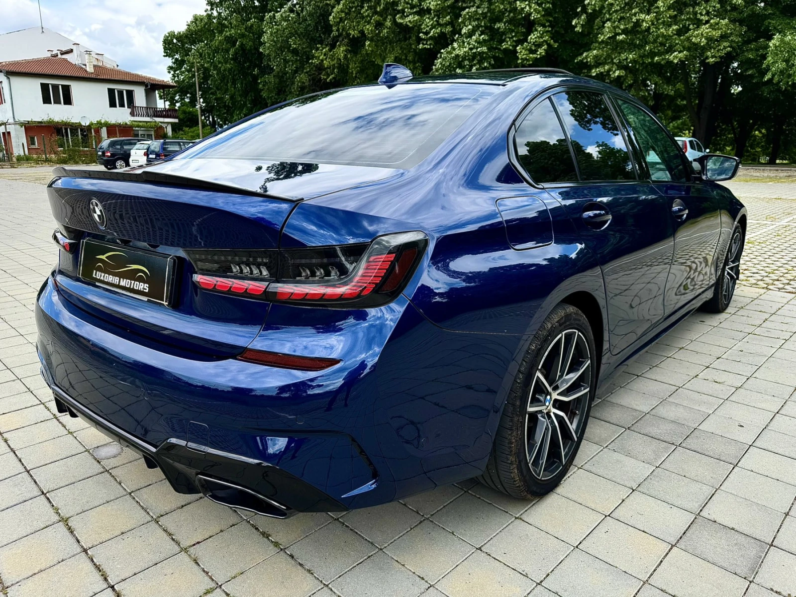 BMW 330 !! СЕРВИЗНА ИСТОРИЯ !!, снимка 3 - Автомобили и джипове - 55253775